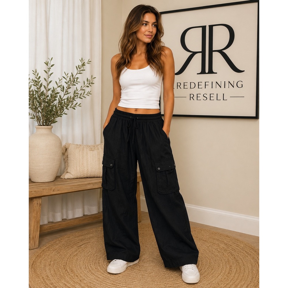 Torrid Black Wide Leg Cargo Pants Elastic Drawstring Waist Rayon Blend Size 0S